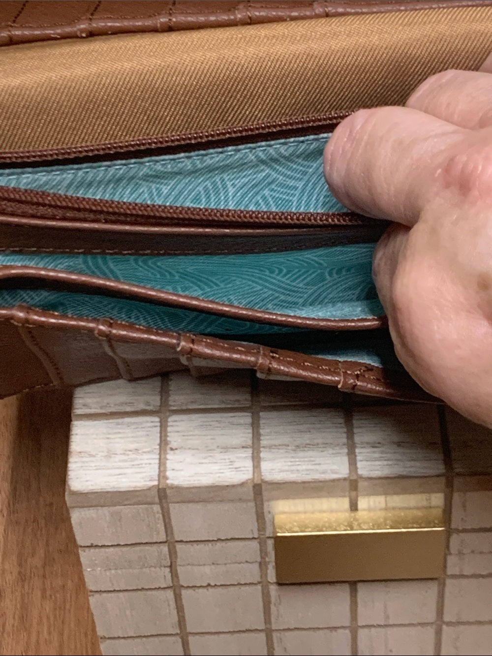 The SAK Leather Wallet - Picture 9 of 16